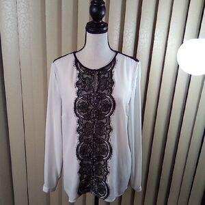 Elegant White and Black Lace Women's Top